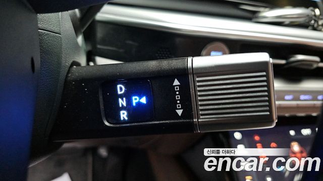 Hyundai Grandeur 2023 — photo 9