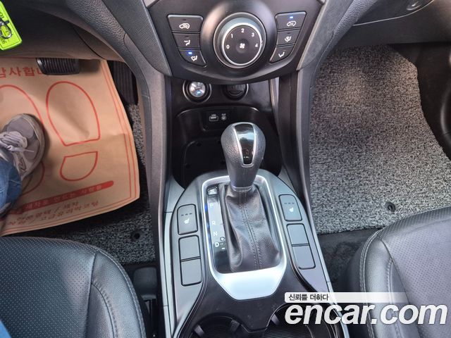 Hyundai Santafe 2018 — photo 9