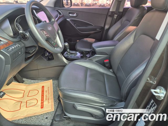 Hyundai Santafe 2018 — photo 12