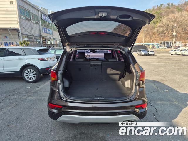 Hyundai Santafe 2018 — photo 14