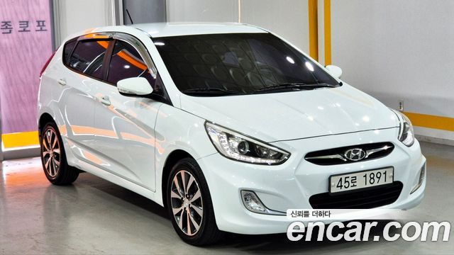 Hyundai Accent 2014 — photo 3