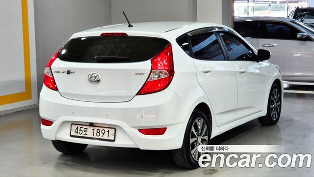 Hyundai Accent 2014 — photo 6