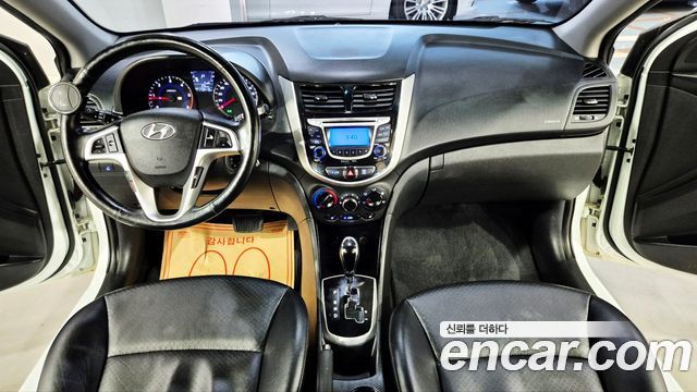 Hyundai Accent 2014 — photo 7