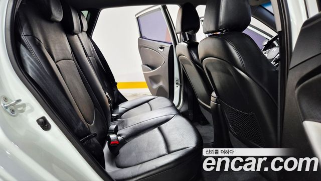 Hyundai Accent 2014 — photo 14