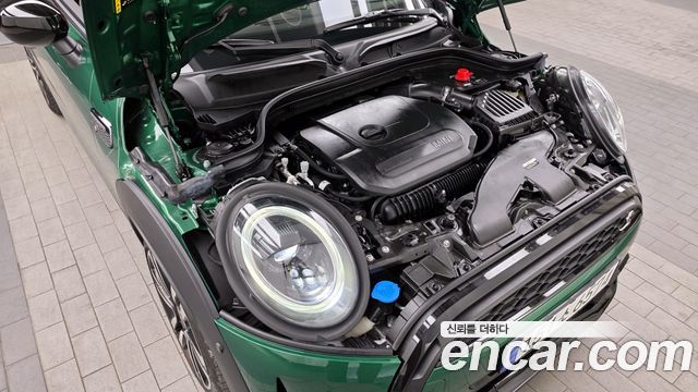 Mini Cooper Convertible 2024 — photo 6