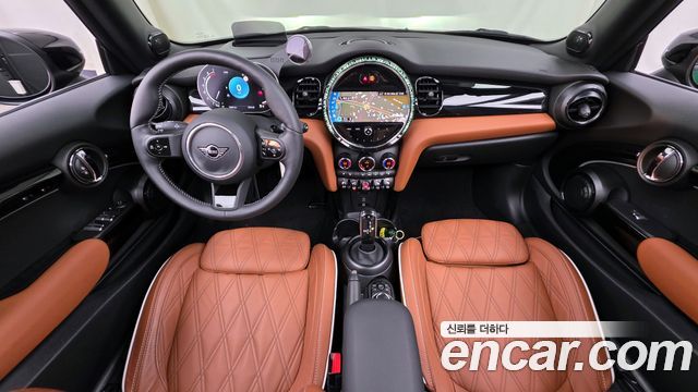 Mini Cooper Convertible 2024 — photo 7