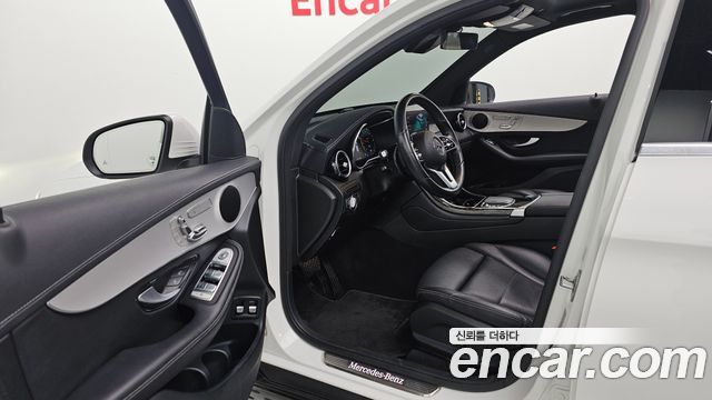Mercedes-Benz GLC-Class 2021 — photo 10