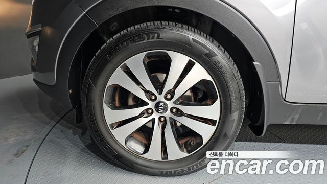 Kia Sportage 2011 — photo 5