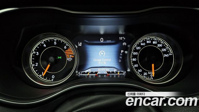 Jeep Cherokee 2020 — photo 8