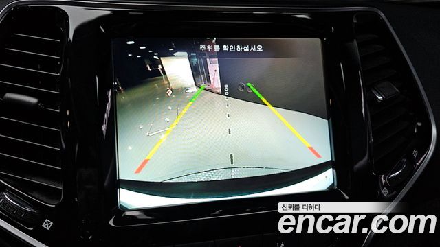 Jeep Cherokee 2020 — photo 18