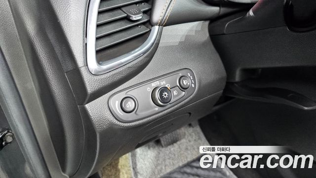 Chevrolet Korea Trax 2018 — photo 17