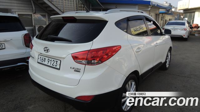 Hyundai Tucson 2012 — photo 4