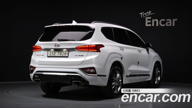 Hyundai Santafe 2019 — photo 2