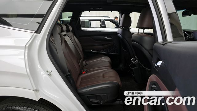 Hyundai Santafe 2019 — photo 12