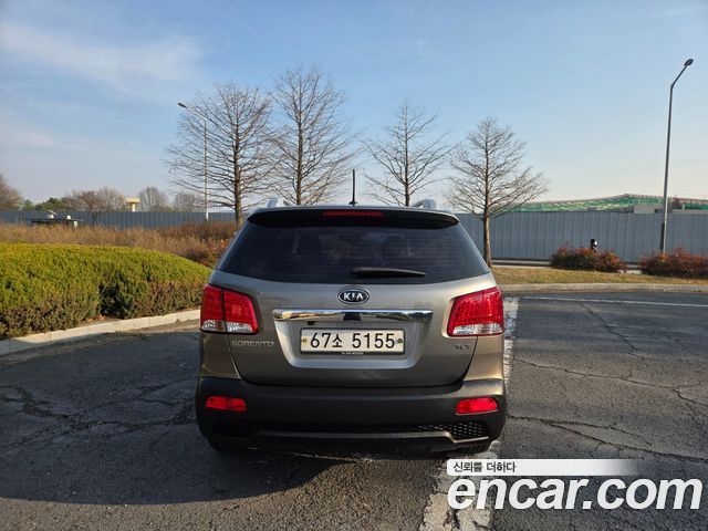 Kia Sorento 2012 — photo 4