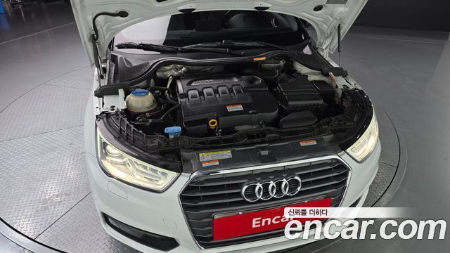 Audi A1 2015 — photo 6