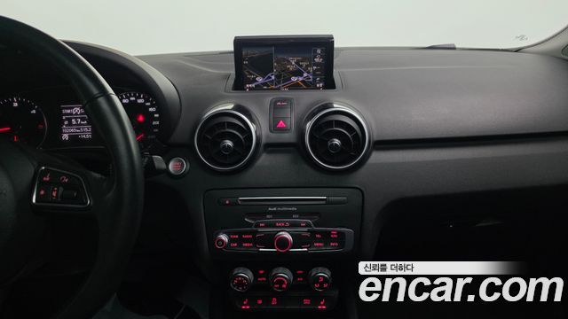 Audi A1 2015 — photo 14