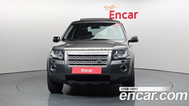 Land Rover Freelander 2010 — photo 3