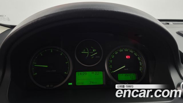 Land Rover Freelander 2010 — photo 8