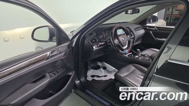 BMW X4 2015 — photo 11