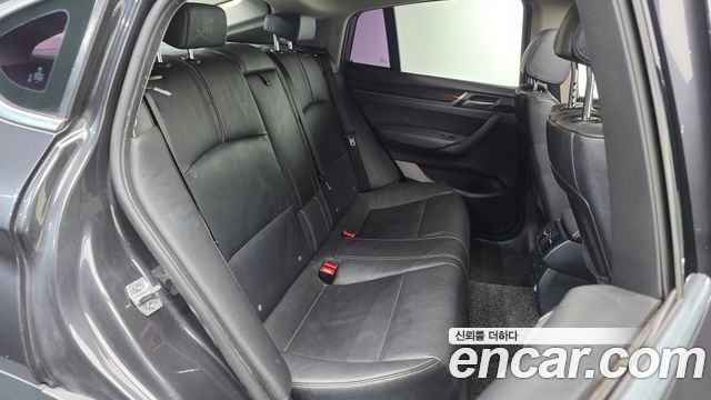 BMW X4 2015 — photo 12