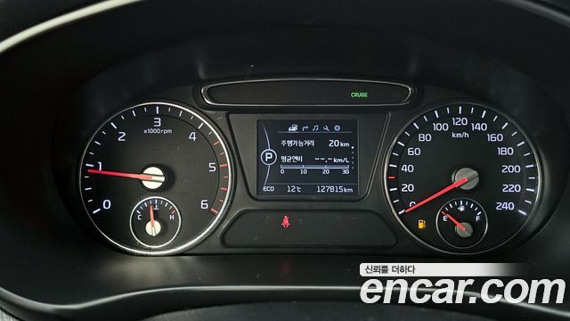 Kia Sorento 2017 — photo 8