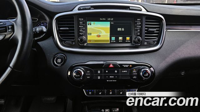 Kia Sorento 2017 — photo 16