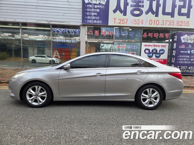 Hyundai Sonata 2010 — photo 5