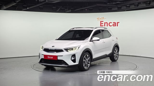 Kia Stonic 2019 — photo 1