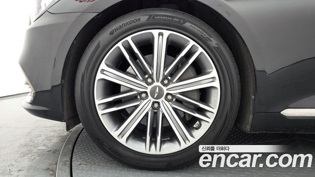 Genesis G80 2020 — photo 5