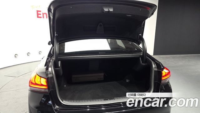 Genesis G80 2020 — photo 20