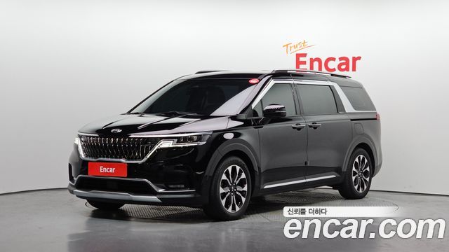 Kia Canival 2021 — photo 1