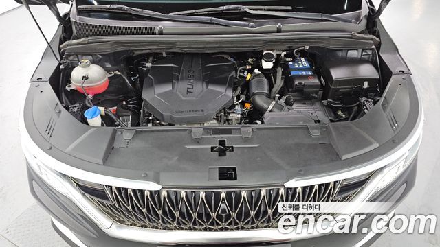 Kia Canival 2021 — photo 6