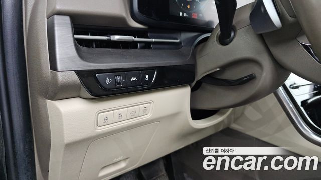 Kia Canival 2021 — photo 18