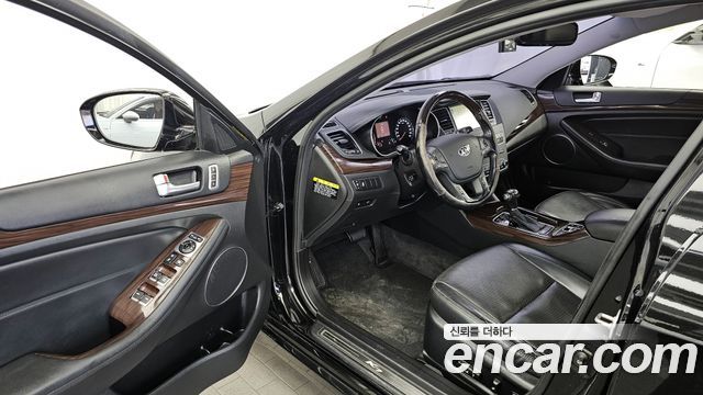 Kia K7 2015 — photo 10