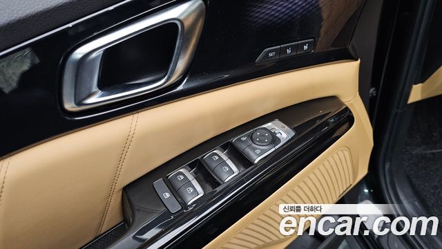 Kia Canival 2022 — photo 11