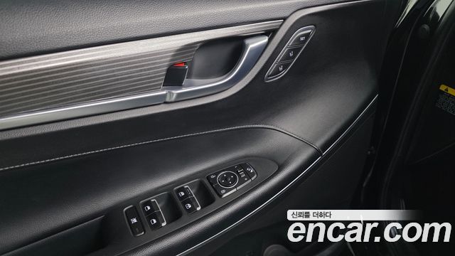 Hyundai Grandeur 2018 — photo 17
