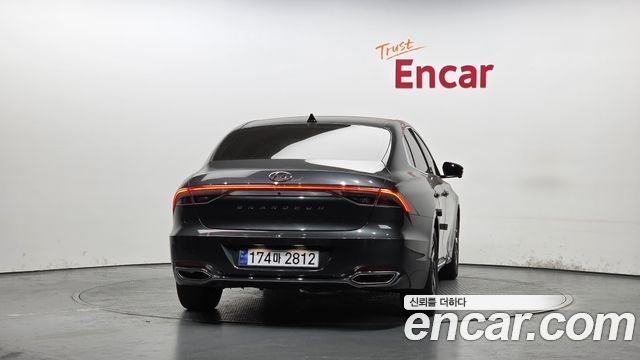 Hyundai Grandeur 2023 — photo 4