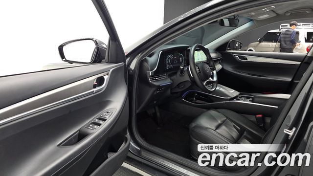 Hyundai Grandeur 2023 — photo 11