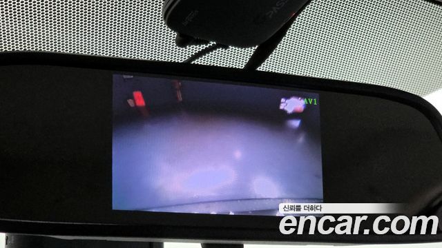 Toyota Prius 2018 — photo 16