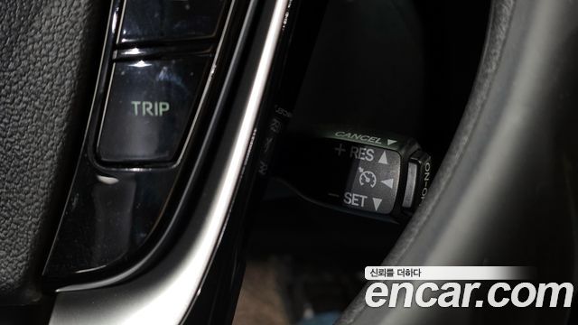 Toyota Prius 2018 — photo 17