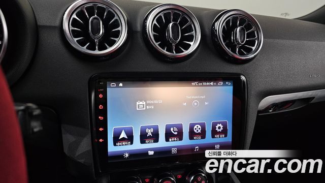 Audi TT 2008 — photo 17