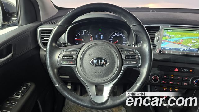 Kia Sportage 2018 — photo 13