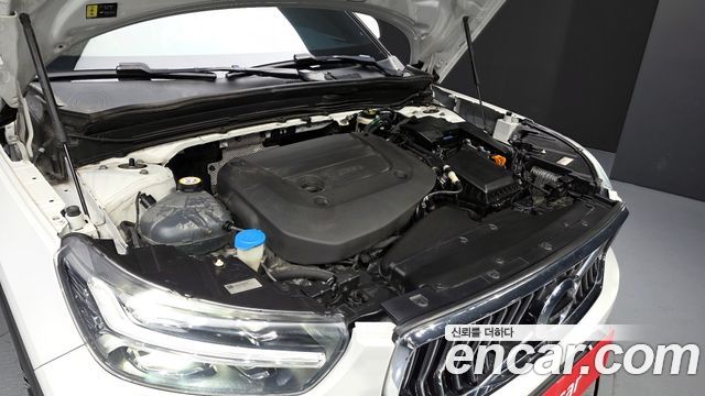 Volvo XC40 2022 — photo 6