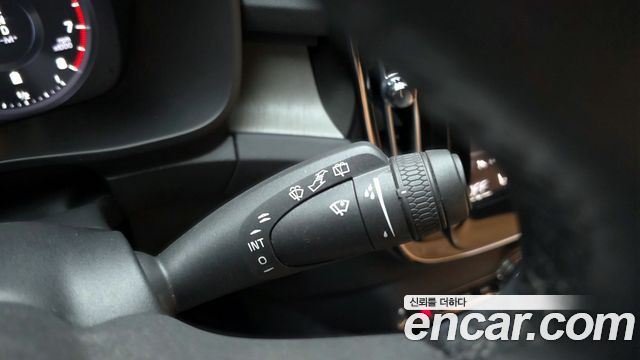 Volvo XC40 2022 — photo 17
