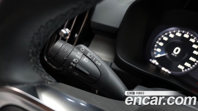 Volvo XC40 2022 — photo 18
