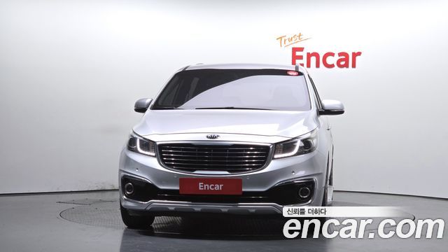 Kia Canival 2015 — photo 3