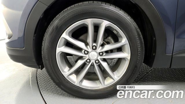 Hyundai Santafe 2017 — photo 5
