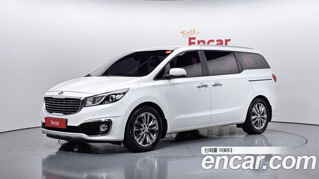 Kia Canival 2016 — photo 1