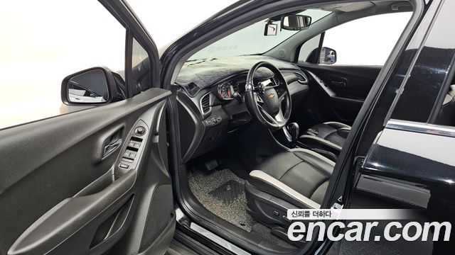 Chevrolet Korea Trax 2018 — photo 11
